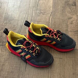 Adidas Men's Black and Yellow Athletic Shoes